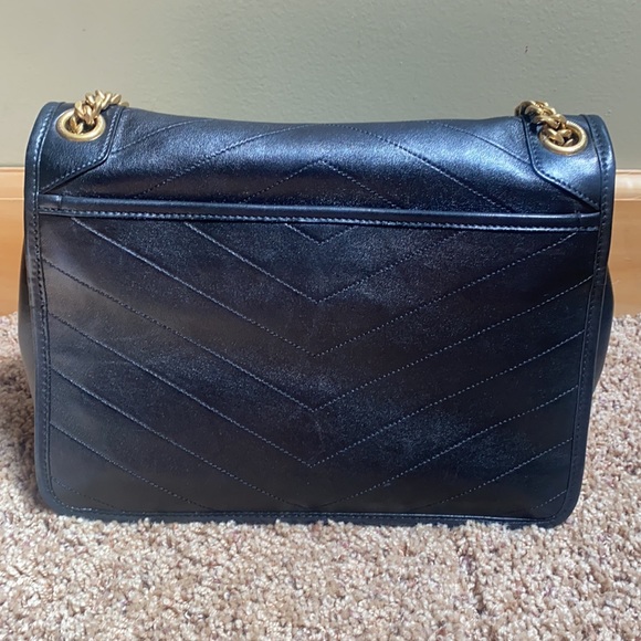 Saint Laurent Medium Niki Leather Bag - Picture 5 of 16